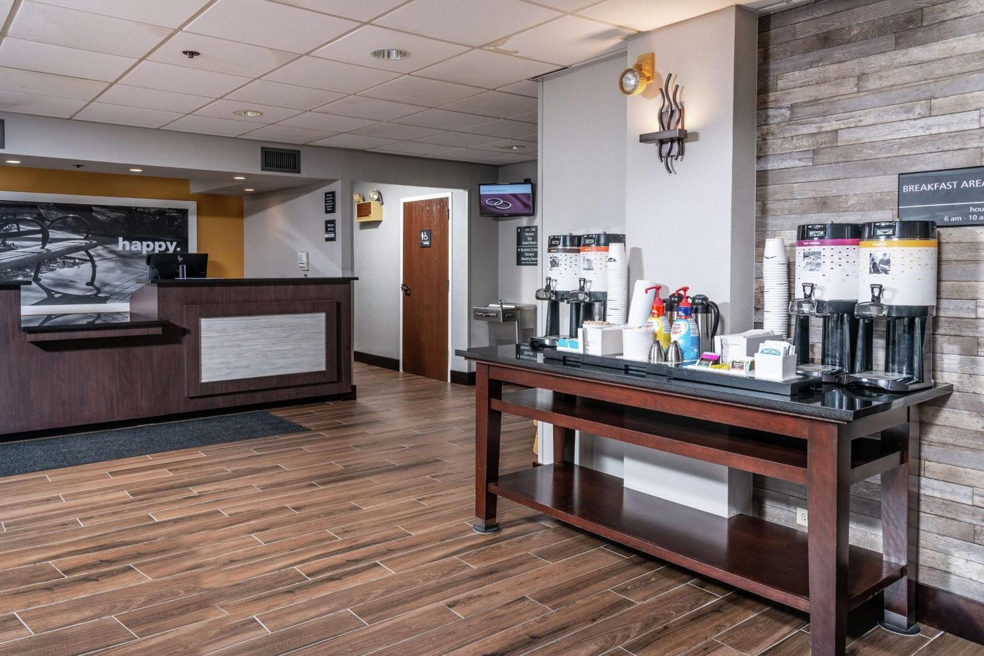 Hampton Inn Fall River/Westport North Westport Экстерьер фото