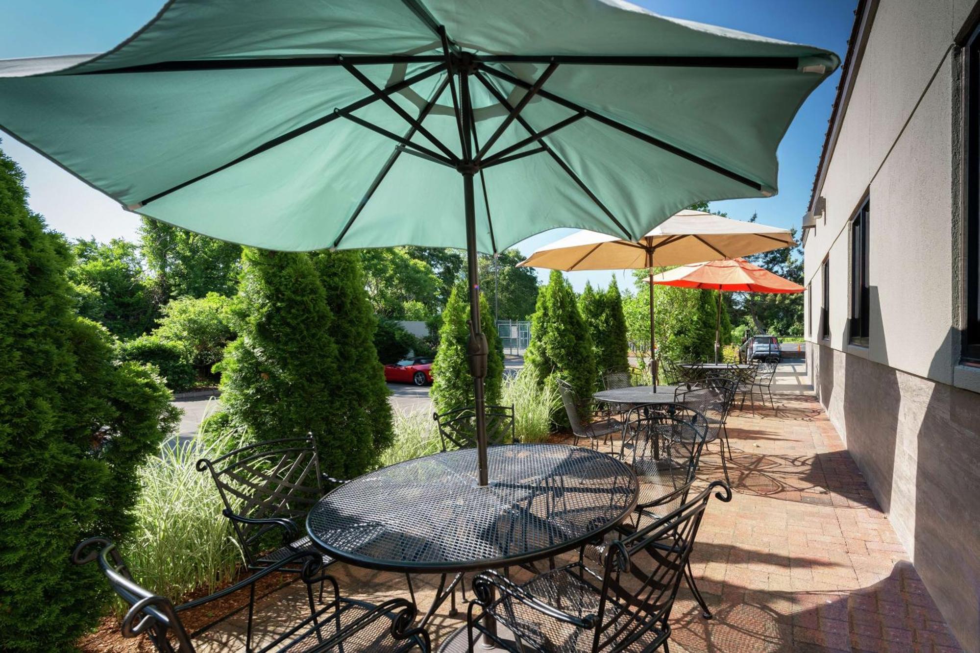 Hampton Inn Fall River/Westport North Westport Экстерьер фото